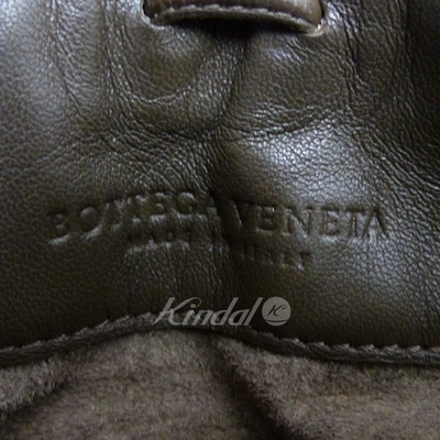 寶緹嘉經典皮革迷你回棕色，樂天海外銷售中，盡顯優雅風范